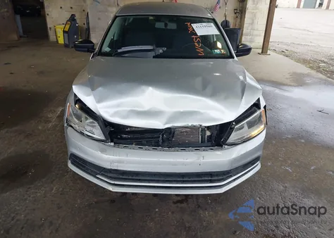 2015 Volkswagen Jetta 1.8T Se из США, поврежденный, VIN 3VWD17AJ6FM314785